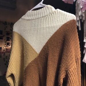 Almost new fall multicolored sweater